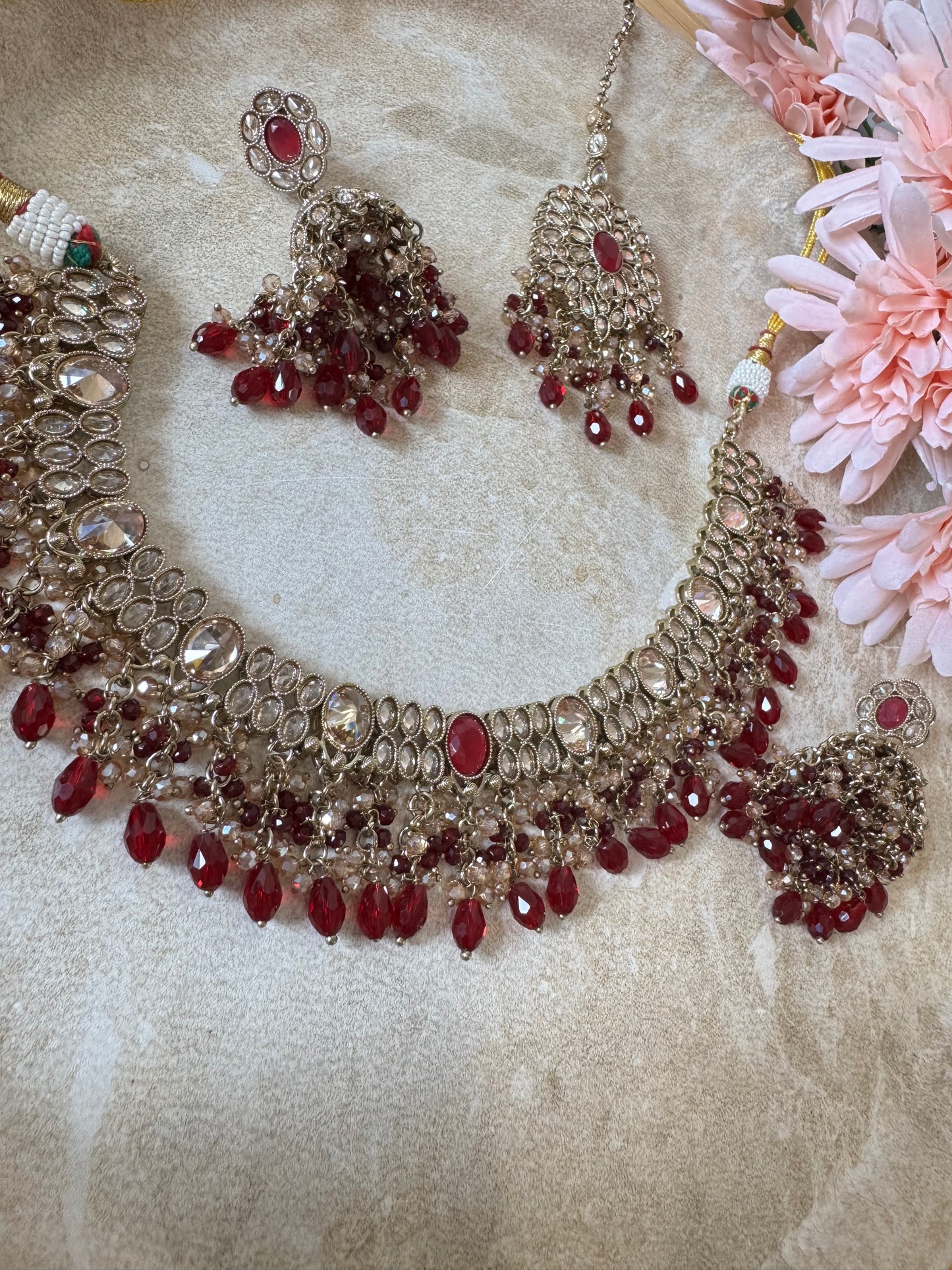 Hasrat Polki Necklace (Maroon)